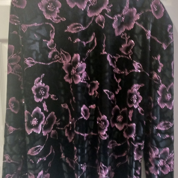 Blazer - Picture 2 of 2